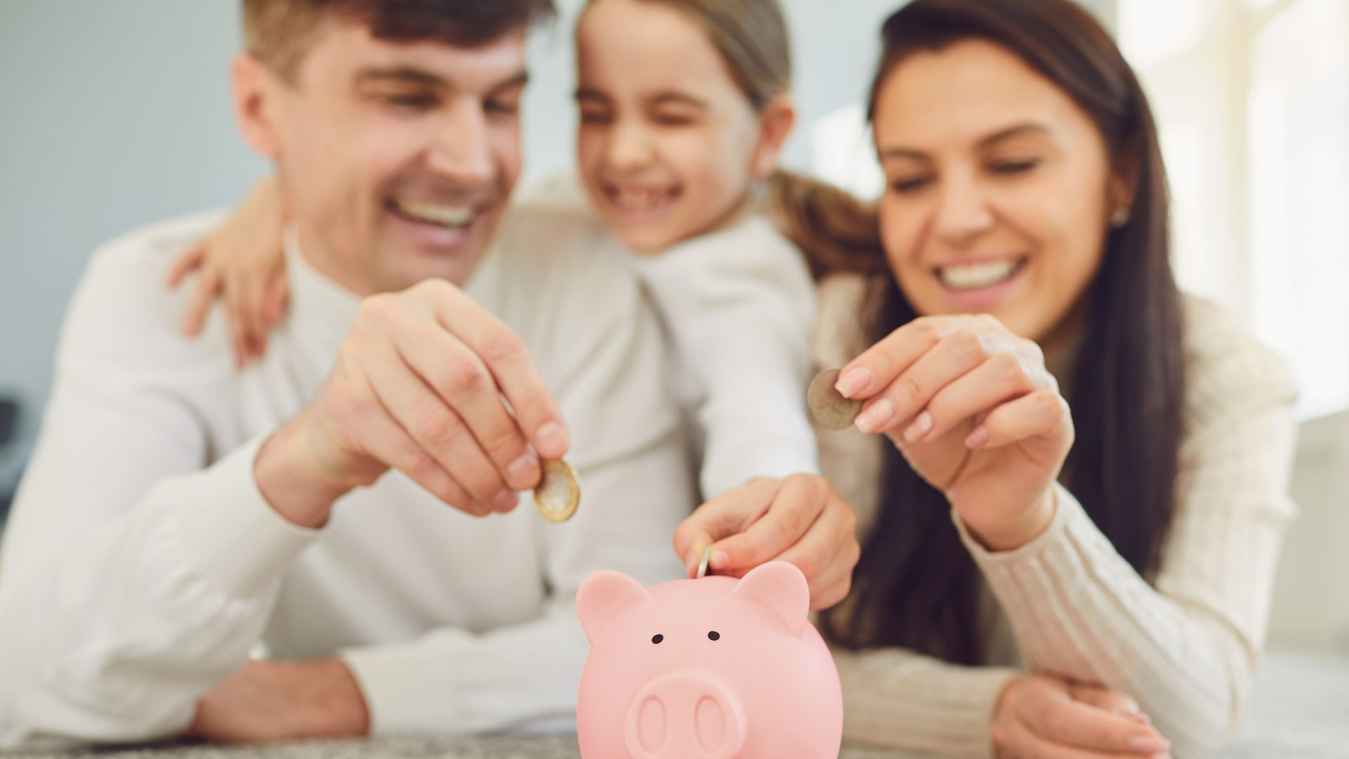 Simple ways to save money every week